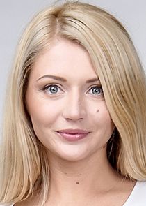 Марина, начальник отдела кадров завода