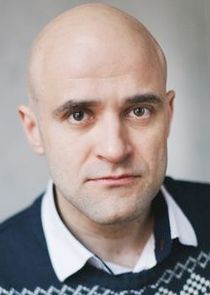 Владимир Аванесович Баграмов, сводный брат Людмилы, физрук