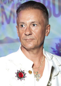 Олег Меньшиков, ведущий