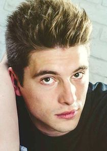 Шурик Сычёв, опер