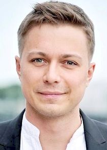 "Змей" (до операции) бывший агент