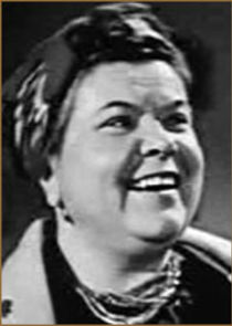 работница в поле