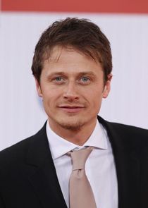 Adult Bartosz Tiedemann