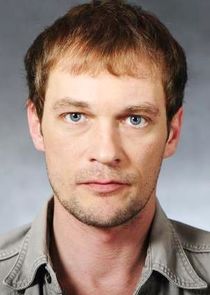 Виктор Колесников, отец Майи, лётчик